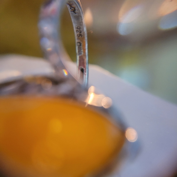 Monkey Yellow Jade & CZ .925 Ring Size 7 - Picture 6 of 7